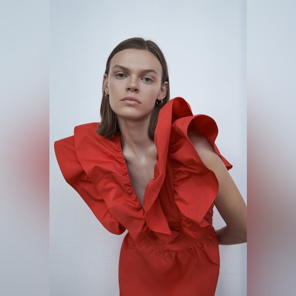 ❤️‍🔥 Fiery Red Ruffle Sleeve Mini Dress 💃 - Picture 3 of 7